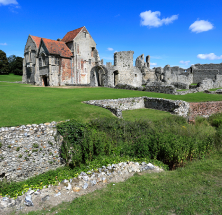 <strong><span class="NormalTextRun SCXW249678018 BCX8">CASTLE ACRE PRIORY LOOP</span></strong>