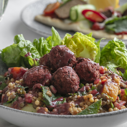 <p>BEETROOT, FALAFEL &amp; ANCIENT GRAINS SALAD</p>
<p>LIGHT LUNCH</p>