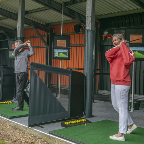 <p>TRACKMAN DRIVING RANGE</p>