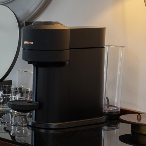 <p>NESPRESSO MACHINE</p>